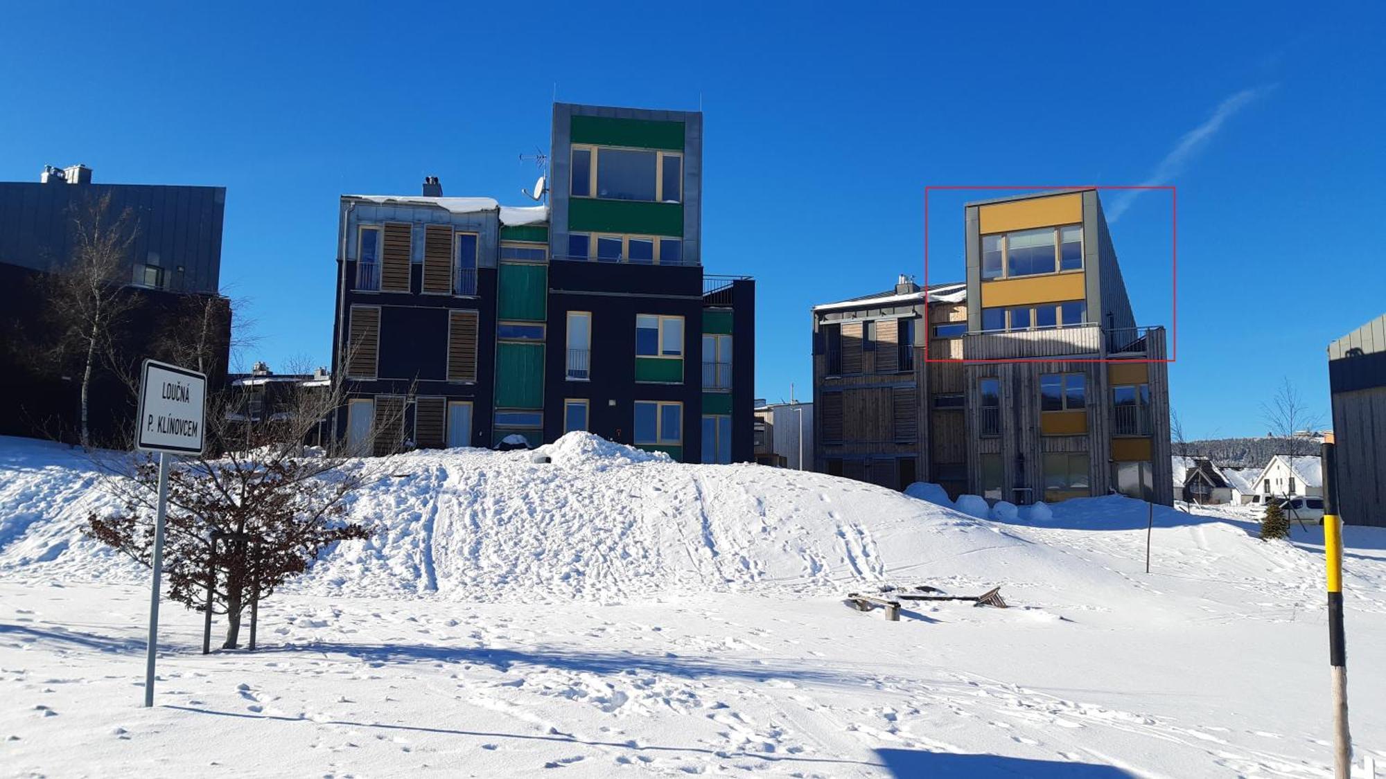 Mezonetovy Apartman Se Dvema Balkony A Vyhledem Loucná pod Klínovcem Exterior foto